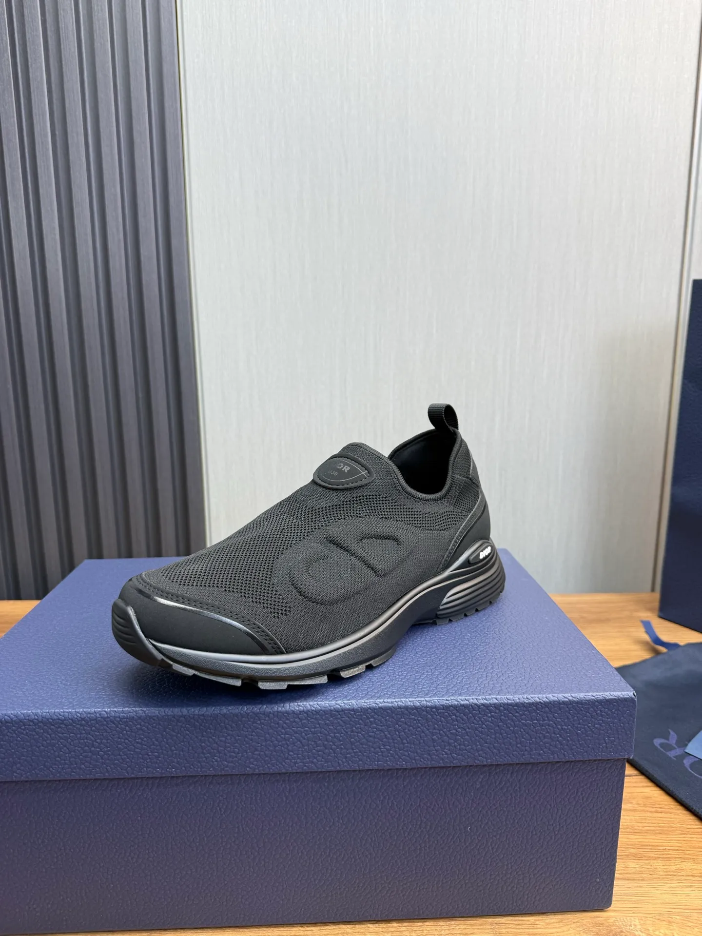 Men's shoes 💰580💰 Dior Dior B30 latest hot model shipped, original 1:1 manufacturing ▪️ Fabric: Original custom fly woven ▪️ Lining: Imported breathable mesh ▪️ Sole: Original molded non-slip outsole ▪️ Size: 38-45 (custom-made 45 non-returnable)